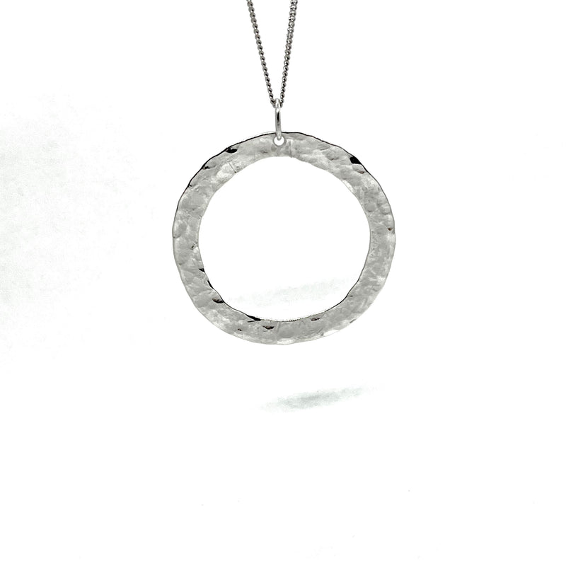 oblong circle silver pendant